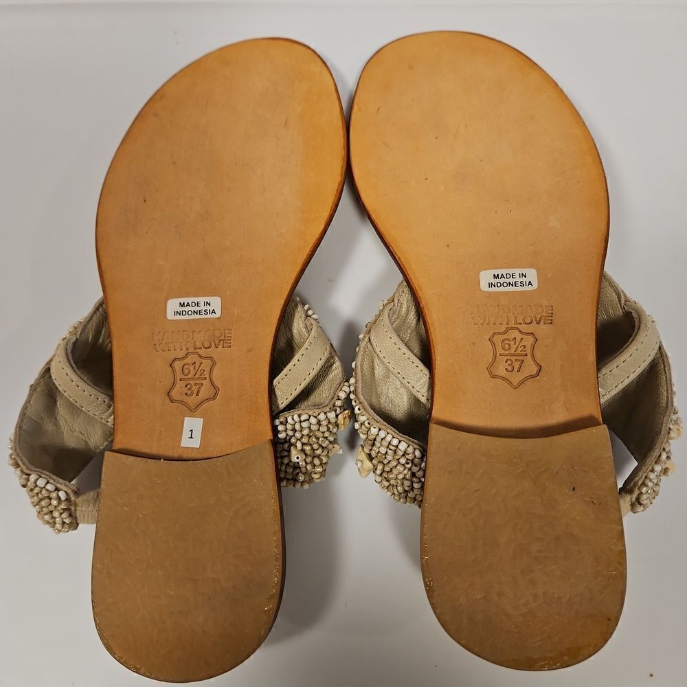 Rare Cocobelle Italian Leather Sandals Embellished with shells sz 6.5 - Picture 9 of 11